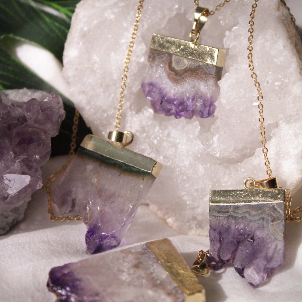 Amethyst stone necklace brand new